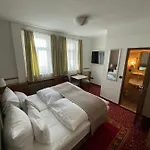 فندق مبيت وإفطار Garni Ratstube