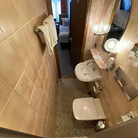Garni Ratstube Bed & Breakfast Bad Urach