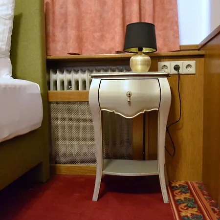 فندق مبيت وإفطار Garni Ratstube