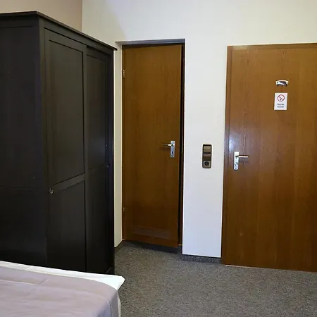 Garni Ratstube 3*