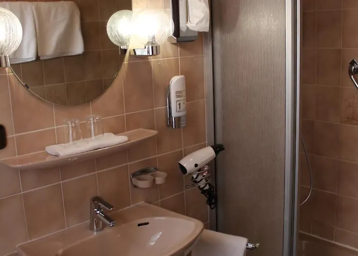 Garni Ratstube 3* Bad Urach