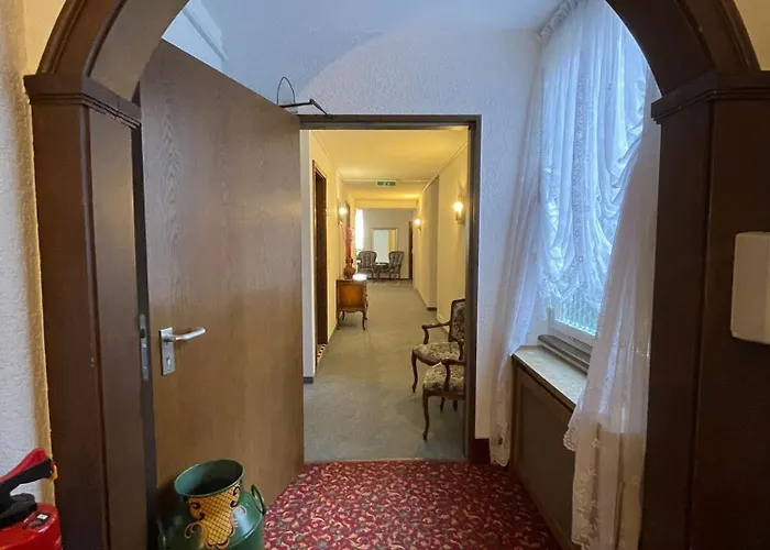 Oda ve Kahvaltı Garni Ratstube 3*